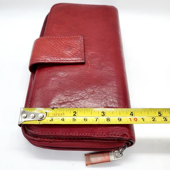 Vintage Pelle Studio Red Genuine Italian Leather Multiple Compartment Wallet - Picture 11 of 12